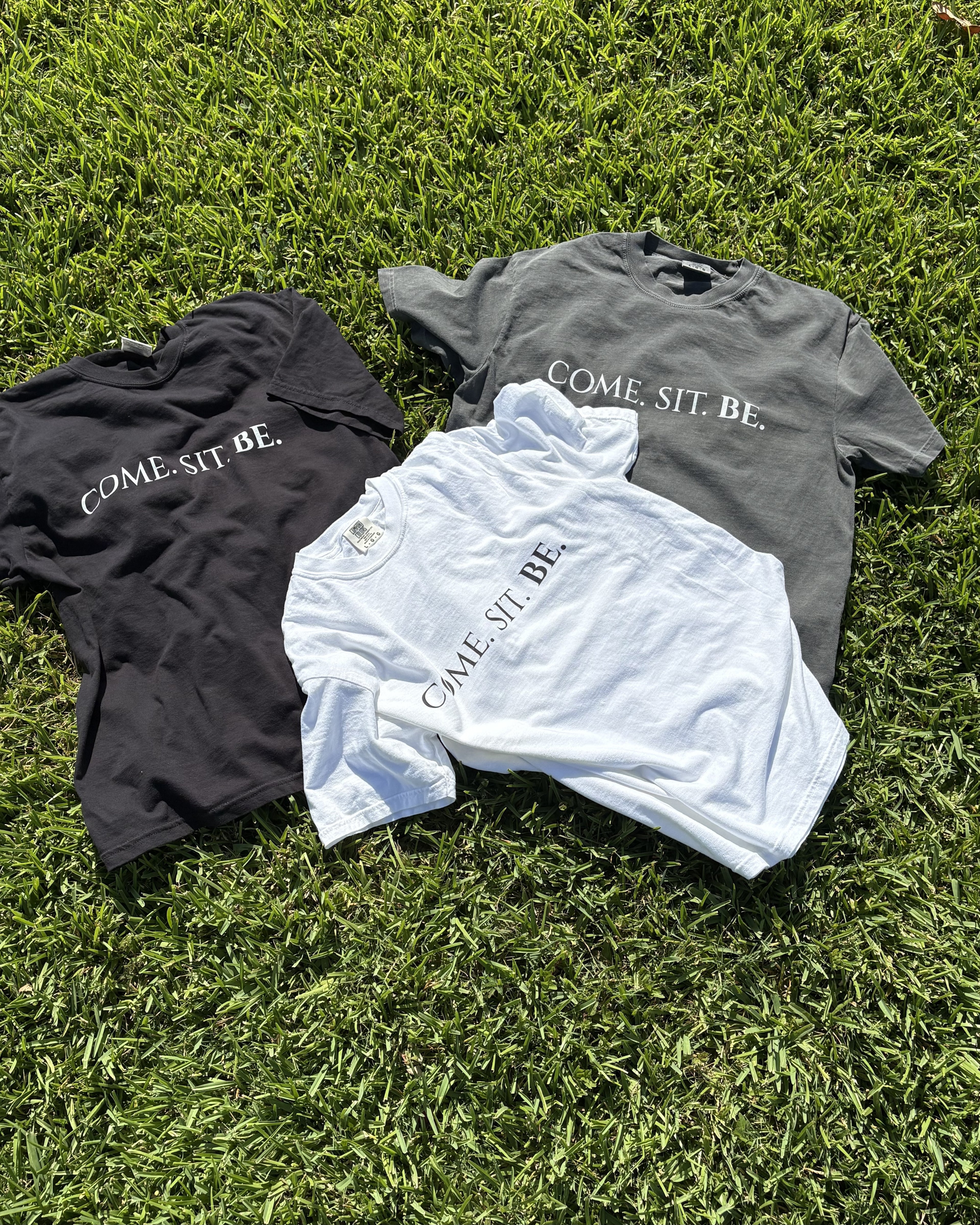 Come. Sit. Be. Tee – Garment-Dyed Mindfulness, Black & Pepper